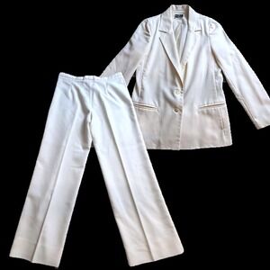 Vintage Women's Alex Colman 2 Piece Suit Set Blazer & Pants Beige Carrer 80s/90s